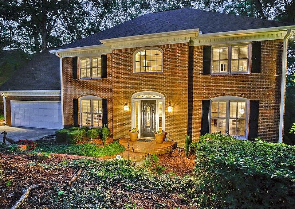 1st image of 4033 River Cliff Chase SE