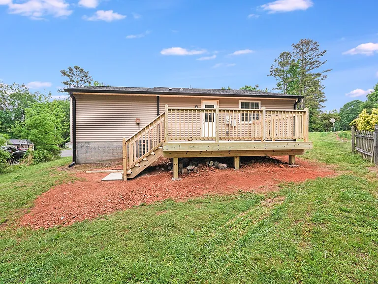 5001 Forest Mountain Ct — Photo 17