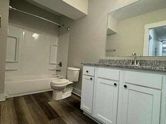 3rd image of 811 Madison Ave #103