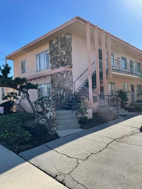 1st image of 646 Aerick St APT 2