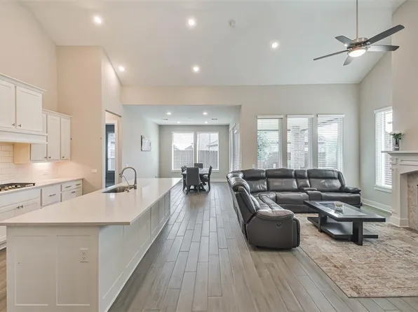 18727 Penn Farm Dr, Cypress, TX 77433