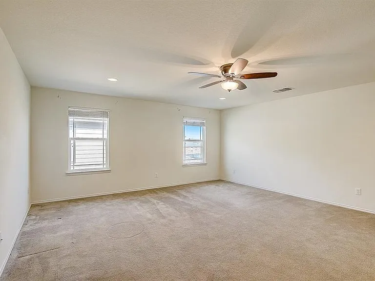5912 Sardinia Dr — Photo 15