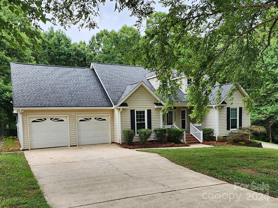 1st image of 2738 Pine Knoll Ct