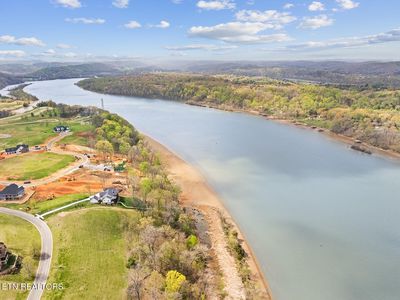 301 River Bank Trl, Loudon, TN, 37774