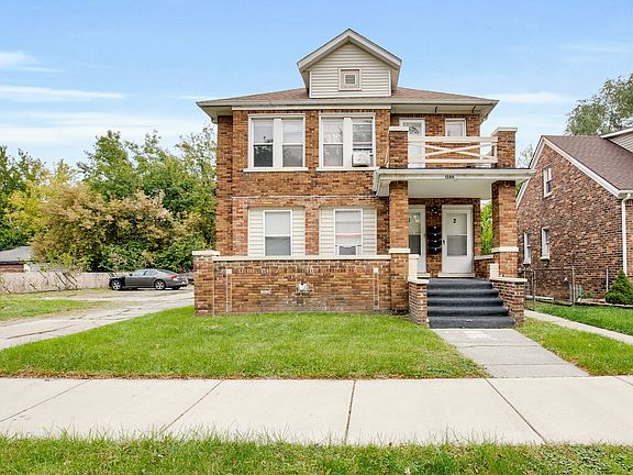 5th image of 1386 Charter St #4