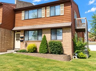 15 Cherry St #1, Hatfield, PA 19440