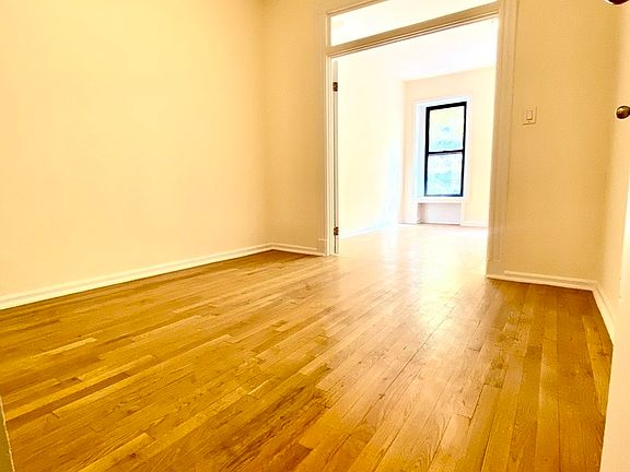 4th image of 519 E 83rd St APT 3E