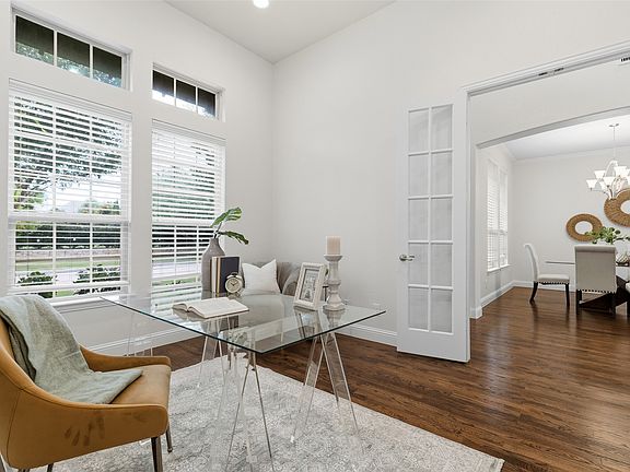 4th image of 14841 Germantown Ln