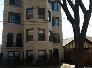 2717 W Argyle St APT 1, Chicago, IL 60625