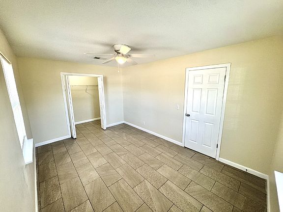 3rd image of 4006 E 11th St #F