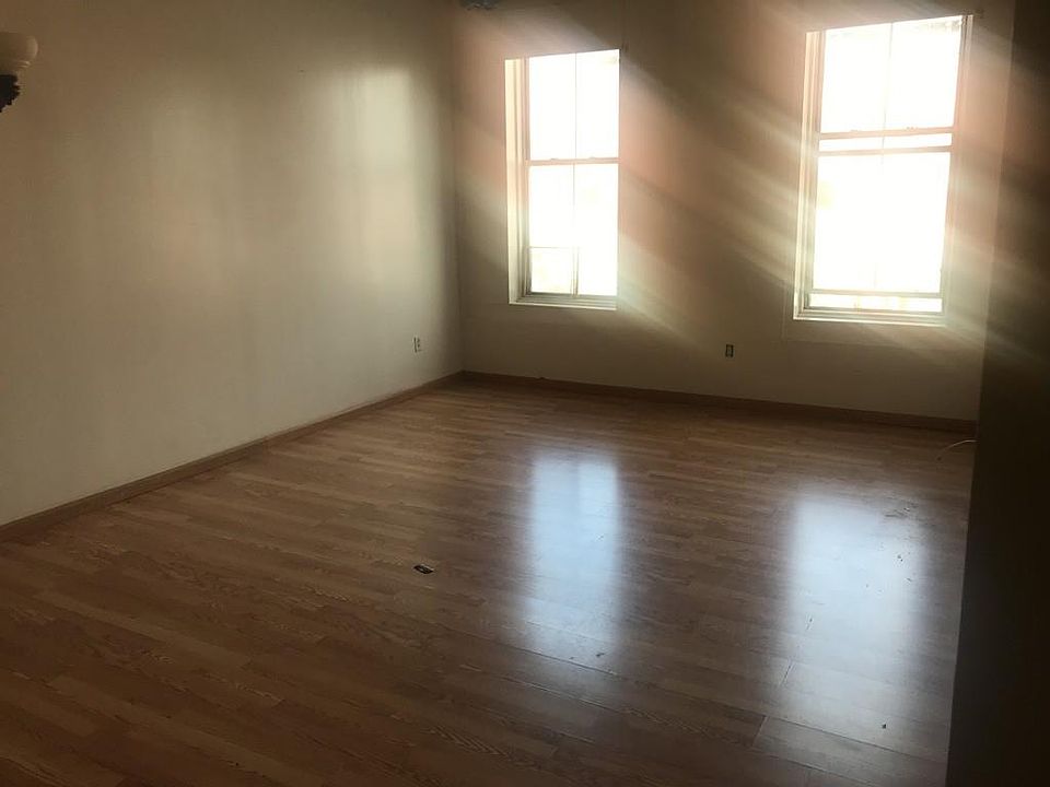 2nd image of 222 Essex St APT 306