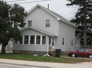 7815 University Ave, Cedar Falls, IA 50613