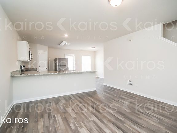 2nd image of 15605 Briar Forest Dr