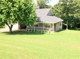 861 Callihan Loop, Springdale, AR 72762