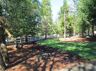 800 Eric Loop, Grants Pass, OR 97526