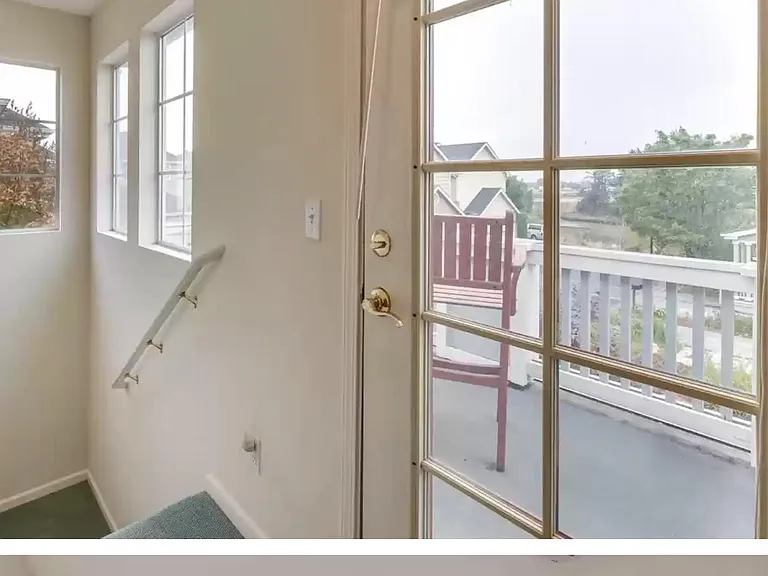 2045 Chetwood Dr — Photo 23
