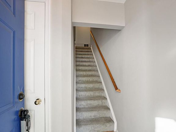 2nd image of 13762 Palmetto Cir #13762