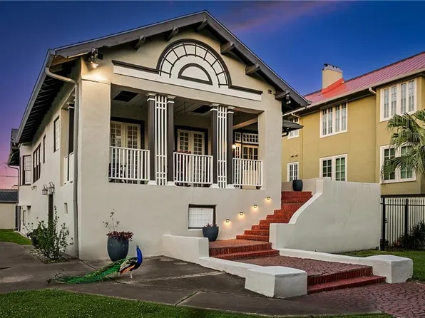8333 Pritchard Pl, New Orleans, LA 70118