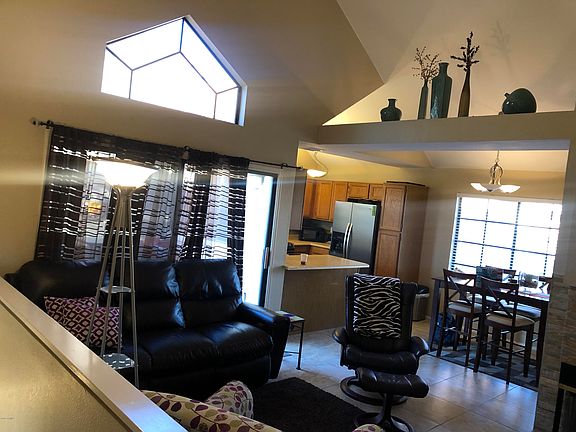4th image of 1001 N Pasadena St Unit 198