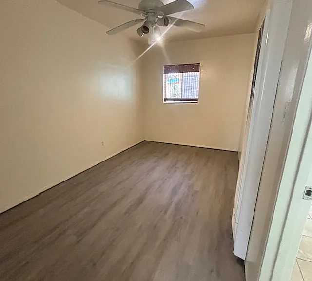 524 W Howe St #524 — Photo 1