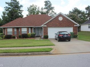11994 Fairway Overlook, Fayetteville, GA 30215