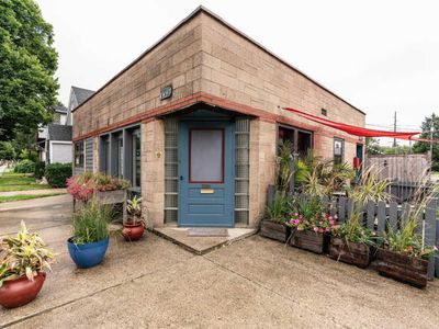 2301 E Saint Francis Ave, Saint Francis, WI, 53235