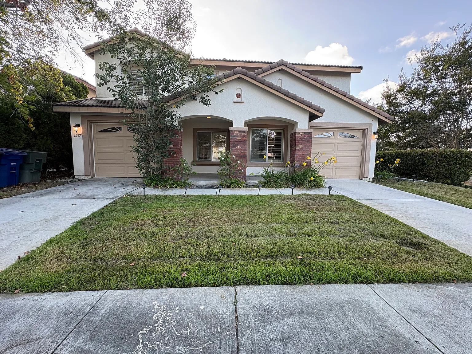 4 bed, 1952 sqft, $4,750 — Photo 2