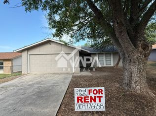 1027 Frost Fire, San Antonio, TX 78245