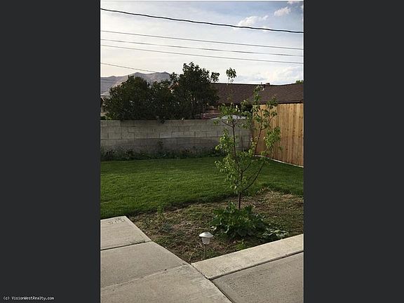 3rd image of 175 E Arnold Ave