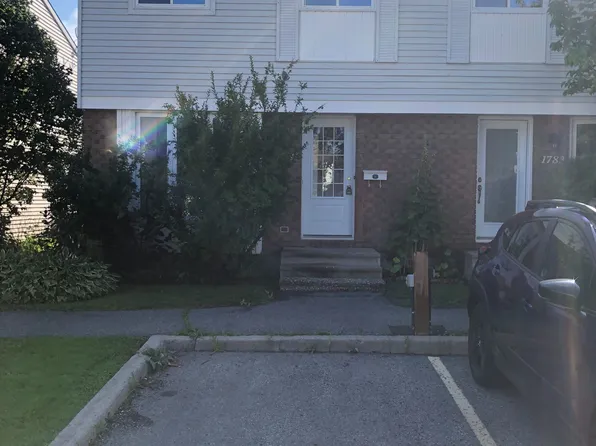 1781 Winter Rose Ln, Ottawa, ON K1C 7A6