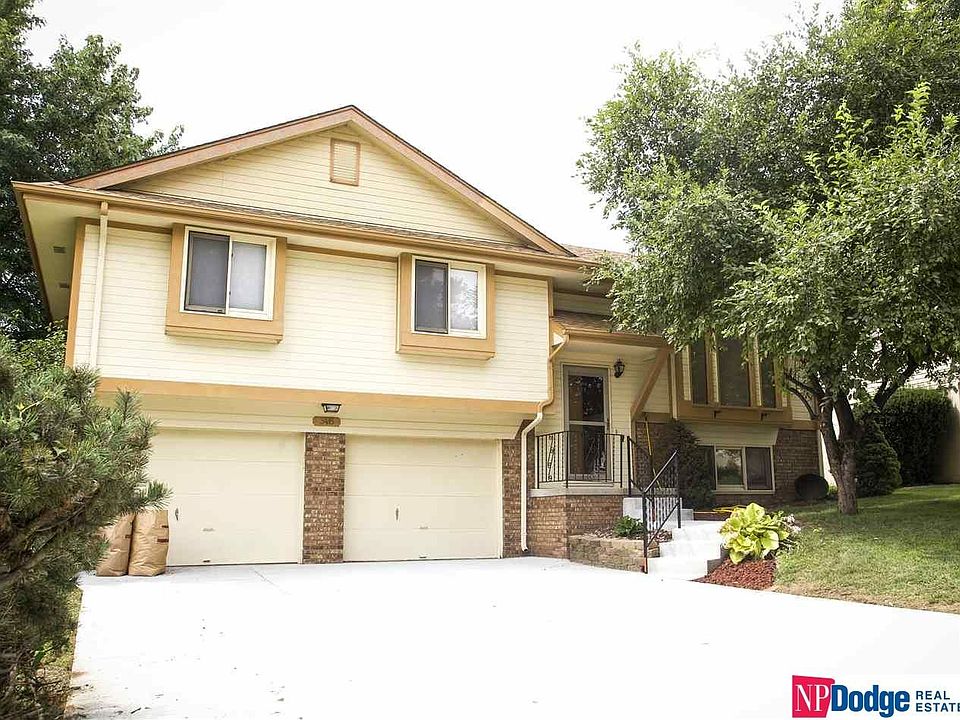 1st image of 3415 Faye Dr