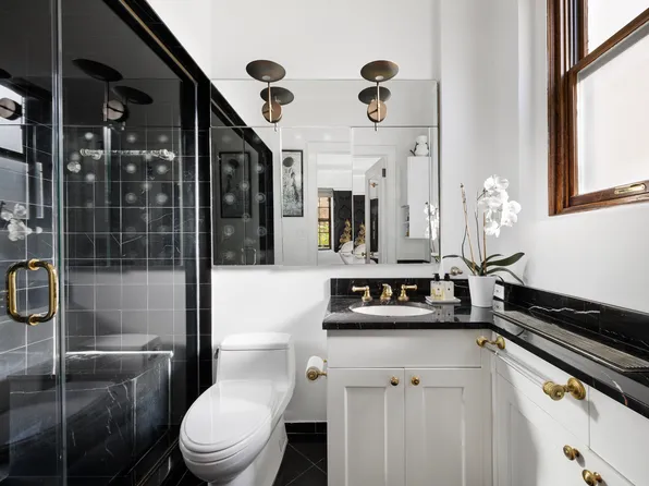 14 East 75th Street image 10 of 11