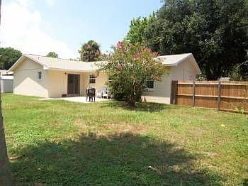 2nd image of 1218 Eddie Dr