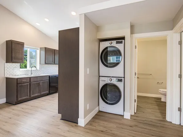 738 Martin Luther King Jr St SE, Grand Rapids, MI