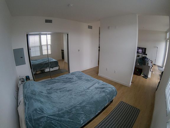 5th image of 385 River Oaks Pkwy APT 5073