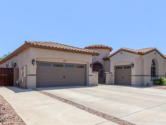 2nd image of 19233 W PASADENA Avenue