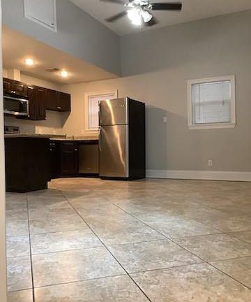 3rd image of 1215 Josephine St #15