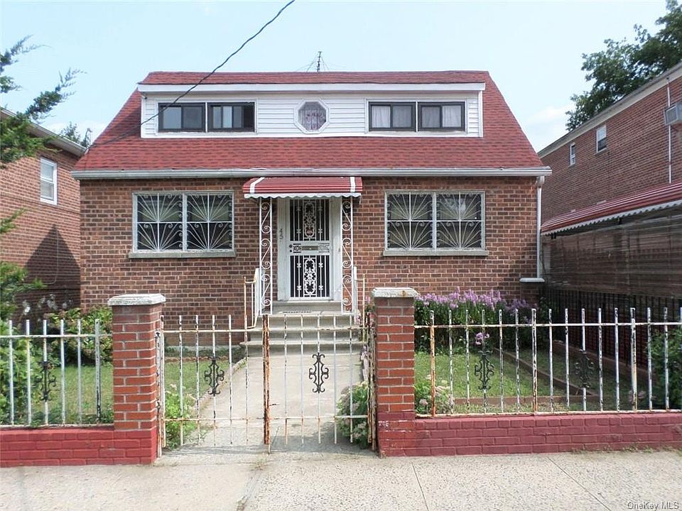 1st image of 45 Amundson Ave