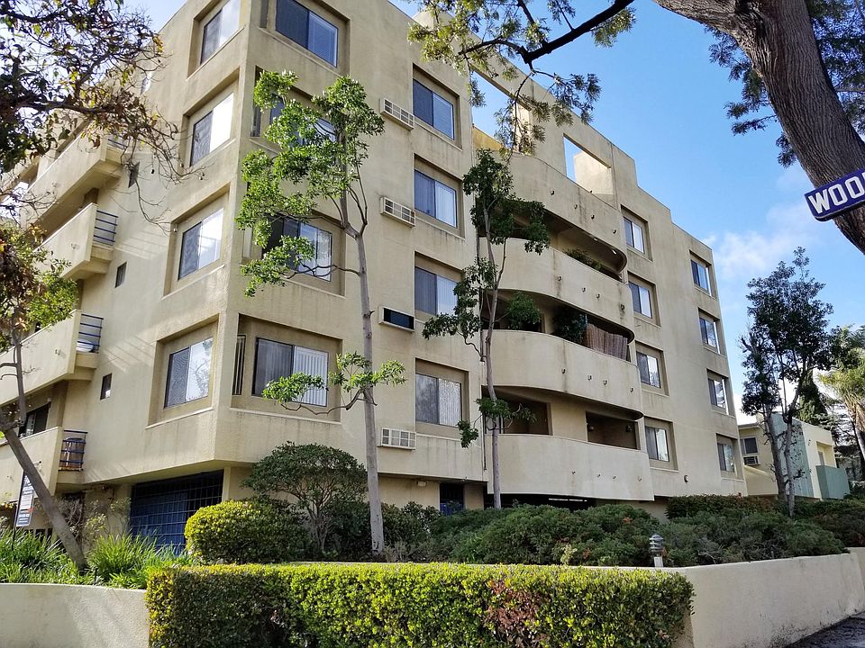 1st image of 10327 Woodbine St #310