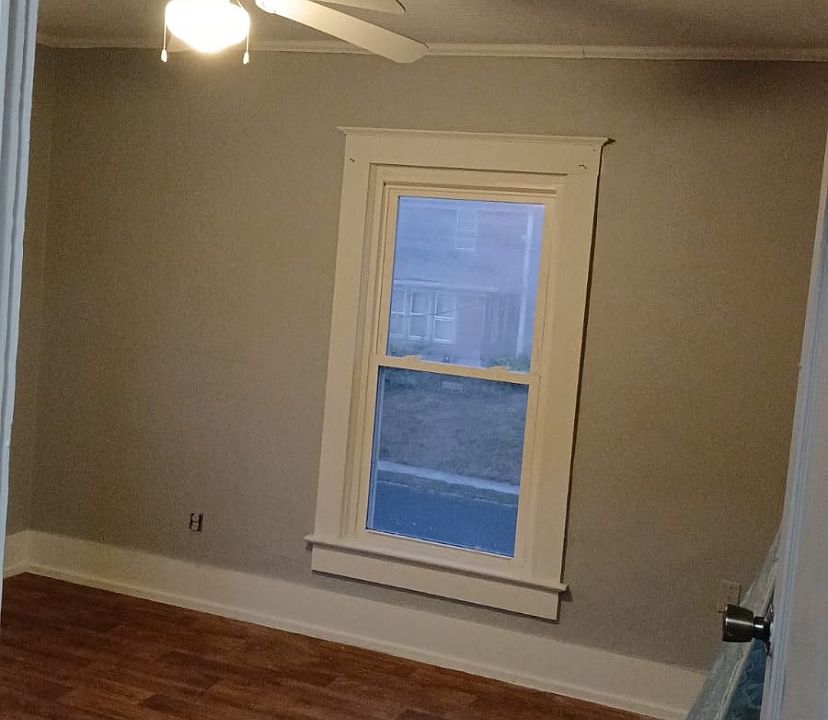 2nd image of 324 S Scott St