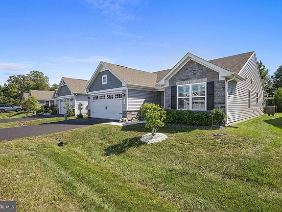 2nd image of 353 Windflower Dr