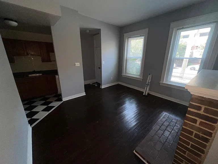 2623 Floyd Avenue — Photo 9