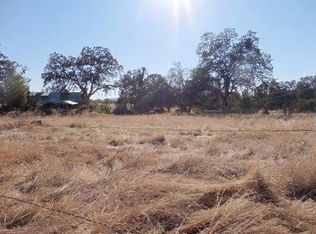 26788 Twin Ponds Rd, Clovis, CA 93619