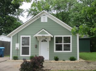 533 N Highland Ave, Aurora, IL