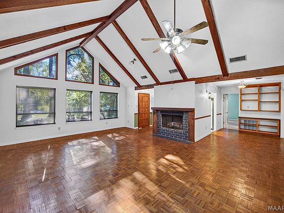 4th image of 6701 Buttercup Dr