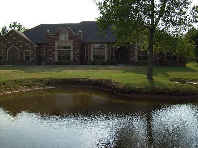 1st image of 5515 Sycamore Pond Dr