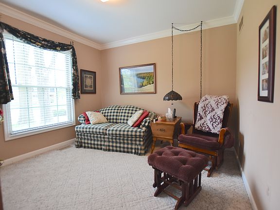 4th image of 3777 Burkoff Dr