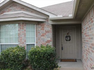 7030 Ranch Hill Dr, Flint, TX 75762