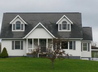 5250 Clemens Rd, Waterford, PA 16441