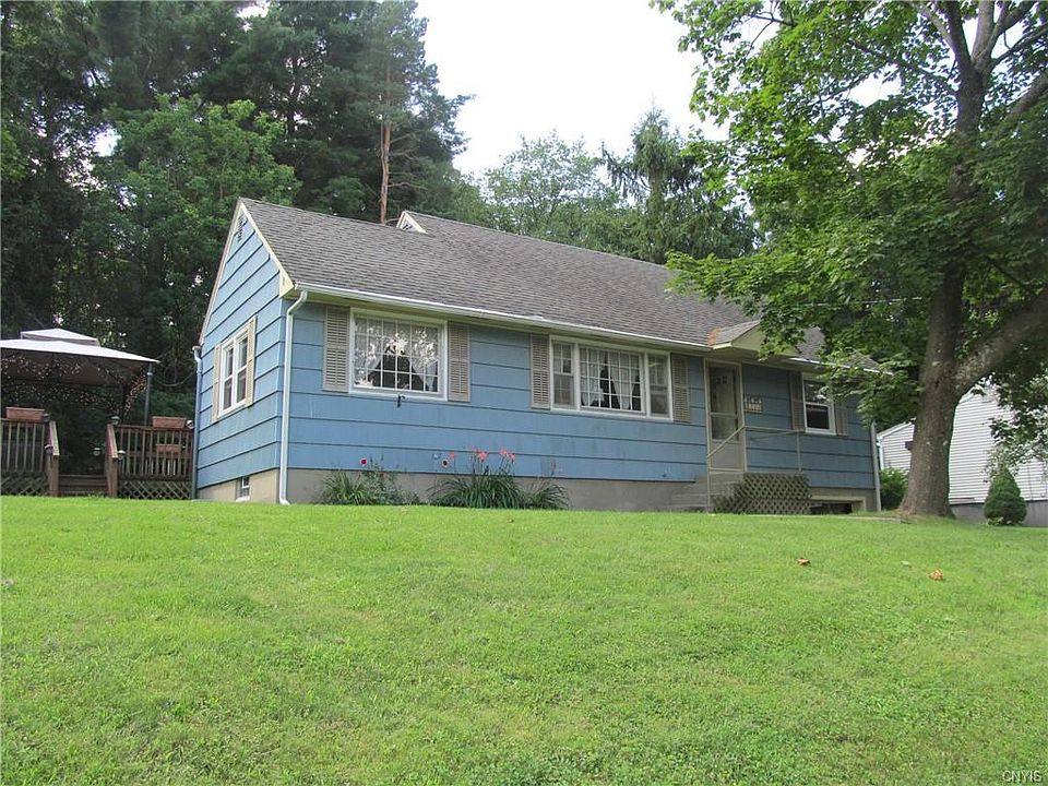 1st image of 213 Broadmoor Dr